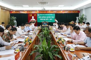 Quang cảnh phiên họp