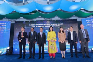 Lễ khai trương Hội sở mới được tổ chức với sự tham dự của ông Patrick Lee, Tổng giám đốc khu vực phụ trách Singapore và các thị trường ASEAN khác bao gồm Malaysia, Việt Nam, Thái Lan và các văn phòng đại diện trong khu vực kiêm Chủ tịch hội đồng thành viên Standard Chartered Việt Nam, bà Michele Wee, Tổng giám đốc Link Vào Nhà Cái KL99 COM Tặng +199k Standard Chartered Việt Nam cùng đại diện từ các Bộ, Ban, ngành...