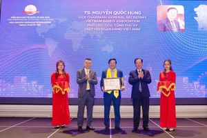 TS. Nguyễn Quốc Hùng, Phó Chủ tịch kiêm Tổng Thư ký Hiệp hội Link Vào Nhà Cái KL99 COM Tặng +199k Việt Nam đã được Ban tổ chức vinh danh với giải thưởng “Nhà lãnh đạo xuất sắc châu Á 2023”.