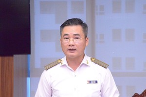 Ông Lê Tùng Lâm, Kiểm toán trưởng Kiểm toán 99Kl99 trực tiếp đá gà chuyên ngành III công bố 4 quyết định kiểm toán đối với 10 bộ, cơ quan Trung ương. Ảnh: Huy Thành