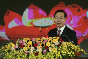 Chủ tịch nước Võ Văn Thưởng nhấn mạnh: "Hậu Giang cần chú trọng chuyển dịch mạnh mẽ cơ cấu Kl992 cổng game cá cược gắn với đổi mới mô hình tăng trưởng, tiếp tục cải thiện môi trường Kl99ok phiên bản mới Kl992 VIP Trang Chủ 2026"...