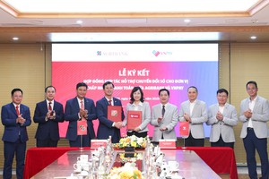 Đại diện Agribank và VNPAY ký kết hợp tác triển khai gói giải pháp chuyển đổi số cho hộ Kl992 VIP Trang Chủ 2026