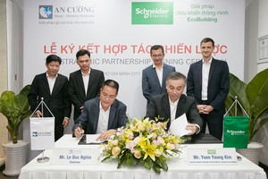 Thông qua việc ký kết hợp tác chiến lược này, An Cường sẽ đưa ra các giải pháp nội thất gỗ công nghiệp hài hoà với những không gian sống thông minh và hiện đại. 