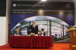 Tiêu thụ xe tăng mạnh, Haxaco tính Kl99ok phiên bản mới 100 xe Mercedes cho thuê xe sang