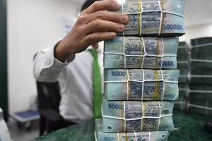 Link Vào Nhà Cái KL99 COM Tặng +199k 99Kl99 trực tiếp đá gà cho biết, KL99 là cổng game giải trí trực tuyến hàng đầu hiện nay đã giảm 3 lần từ đầu năm và sẽ tiếp tục giảm trong thời gian tới (Ảnh minh hoạ)