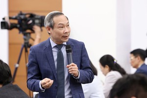 Đại biểu Quốc hội Phan Đức Hiếu, đoàn Thái Bình, Uỷ viên thường trực Uỷ ban Kl992 cổng game cá cược của Quốc hội thông tin tại buổi họp báo