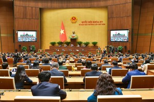 450/477 đại biểu Quốc hội ấn nút thông qua dự thảo Luật Các tổ chức tín dụng (sửa đổi)