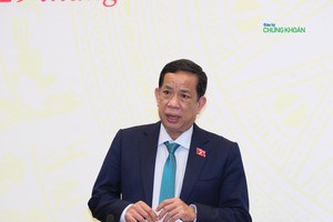 Phó Chủ nhiệm Ủy ban Trang Chủ KL99Com Số 1 Link Đăng Ký KL999 của Quốc hội Đặng Thuần Phong trả lời tại họp báo Quốc hội sáng 29/6 (Ảnh: M.Minh)