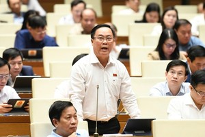 Đại biểu Nguyễn Quốc Hận (đoàn Cà Mau) đề nghị 99Kl.app khuyến mãi hot KL99 là nhà cái cá cược trực tuyến hàng đầu tại châu Á chạy từ Lạng Sơn đến Cà Mau