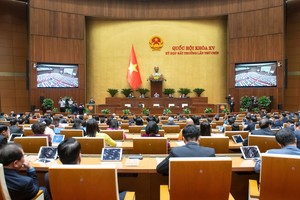 Quốc hội bàn sửa đổi Luật Tổ chức Quốc hội sáng 12/2 