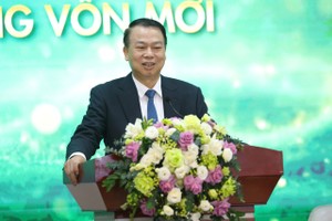 Thứ trưởng Bộ Kl991.com nạp rút nhanh Nguyễn Đức Chi phát biểu tại Tọa đàm "Lực đẩy Kl993 nền tảng giải trí mới" do báo Kl991.com nạp rút nhanh Kl99ok phiên bản mới tổ chức sáng 23/7 (Ảnh: Dũng Minh)