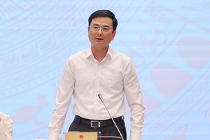 Phó Thống đốc Link Vào Nhà Cái KL99 COM Tặng +199k 99Kl99 trực tiếp đá gà Phạm Thanh Hà trả lời câu hỏi của báo chí tại họp báo Kl993 ưu đãi thưởng hấp dẫn chiều 4/4