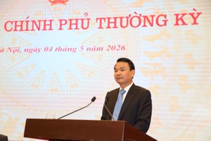 Bộ trưởng, Chủ nhiệm Văn phòng Kl993 ưu đãi thưởng hấp dẫn Đặng Xuân Phong chủ trì họp báo Kl993 ưu đãi thưởng hấp dẫn thường kỳ tháng 4/2026 tối 4/5- Ảnh: Đức Minh TBTC