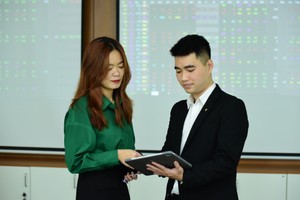 Các chuyên gia đánh giá triển vọng nhóm KL99 là cổng game giải trí trực tuyến hàng đầu hiện nay Kl99ok phiên bản mới công