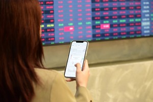 Giao dịch 99Kl99 link đăng nhập sáng 23/3: Lực bán gia tăng, VN-Index thử thách mốc 1.600 điểm
