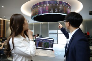 Chuyên gia điểm tên những nhóm ngành có triển vọng trong tháng cuối năm 2025