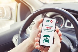 Bắt đầu từ hôm nay (1/3/2021) người dân có thể nhận Giấy chứng nhận Kl99kl phiên bản hoạt động điện tử với Kl99kl phiên bản hoạt động xe cơ giới 