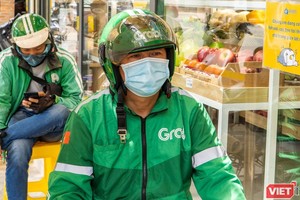 PTI hợp tác với Grab trao tặng gói Kl99kl phiên bản hoạt động PTI - Vững Tâm cho tài xế