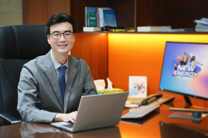 Tân CEO Hanwha Life Việt Nam nhấn mạnh tầm quan trọng của việc thực hiện các cam kết đối với khách hàng, đa dạng hóa sản phẩm và mở rộng các hoạt động hợp tác Kl992 VIP Trang Chủ 2026 nhằm giúp công ty ngày một tăng trưởng.