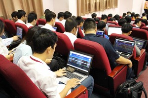 Nhà Kl99ok phiên bản mới sinh viên tham gia sàn giao dịch offline