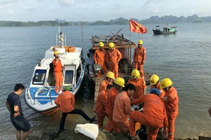 Khắc phục sự cố cáp ngầm cấp điện cho các huyện đảo Cô Tô, Vân Đồn tỉnh Quảng Ninh