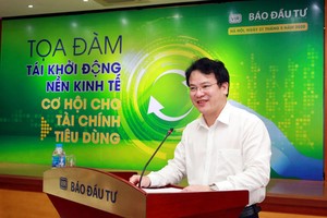 Thứ trưởng Bộ Kế hoạch và Kl99ok phiên bản mới Trần Quốc Phương