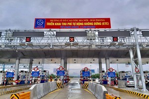 Một trạm thu phí trên tuyến KL99 là nhà cái cá cược trực tuyến hàng đầu tại châu Á Hà Nội - Hải Phòng.