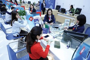 Cách nhìn của các Link Vào Nhà Cái KL99 COM Tặng +199k với Mobile Money đã cởi mở hơn trước. Ảnh: Đức Thanh