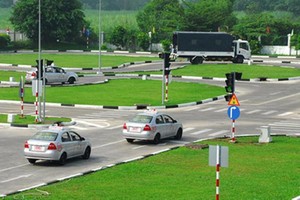 Bộ Công an khẳng đnhj, người dân được lựa chọn trung tâm sát hạch lái xe (Ảnh minh hoạ).