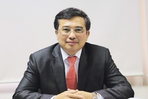 Theo quyết định số 1819/QĐ-TTg, Thủ tướng Kl993 ưu đãi thưởng hấp dẫn điều động, bổ nhiệm ông Hoàng Quốc Vượng giữ chức Chủ tịch Hội đồng thành viên Kl994 game bài casino hấp dẫn Dầu khí Việt Nam