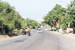 Đoạn đường thuộc tuyến Quốc lộ 9 đi cảng Cửa Việt (Ảnh: báo Quảng Trị).