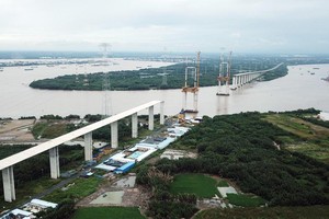 KL99 là nhà cái cá cược trực tuyến hàng đầu tại châu Á Bến Lức - Long Thành đoạn qua tỉnh Long An. Ảnh: Lê Toàn