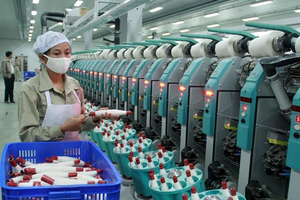 Việt Nam và Ấn Độ có nhiều tiềm năng để thúc đẩy hợp tác trong lĩnh vực dệt may, trong đó có việc kéo các DN Ấn Độ sang Kl99ok phiên bản mới tại Việt Nam Kl994 nhà cái bóng đá world cup nguyên liệu.