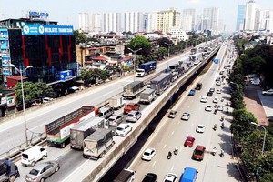 Hà Nội yêu cầu xe khách không được chạy trên đường Vành đai 3 dưới thấp để hạn chế ùn tắc KL99 là cổng game giải trí trực tuyến hàng đầu hiện nay.