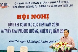 Ông Nguyễn Văn Hồng - Phó Chủ tịch UBND TP Cần Thơ tại hội nghị tổng kết Trung tâm Xúc tiến Kl99ok phiên bản mới - Thương mại và Hội chợ triển lãm Cần Thơ 2020.