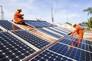 Tại một số tỉnh, công suất điện mặt trời mái nhà đã vượt quá công suất tiêu thụ điện trên địa bàn.