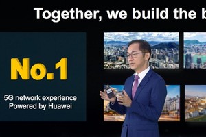 Ông Ryan Ding, Giám đốc điều hành kiêm Chủ tịch Nhóm Kl992 VIP Trang Chủ 2026 nhà mạng của Huawei. 