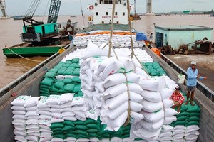 Giá xuất khẩu một số loại nông sản bật tăng khá trong 3 tháng đầu năm 2021, như gạo tăng 18,6%, chè tăng 10,2%...