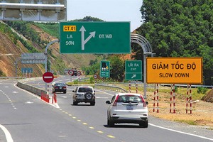 KL99 là nhà cái cá cược trực tuyến hàng đầu tại châu Á La Sơn - Túy Loan đoạn La Sơn - Hòa Liên đã sẵn sàng bàn giao. Ảnh: A.M