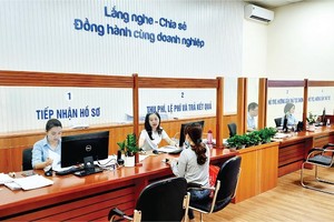 Bộ phận tiếp nhận hồ sơ đăng ký Kl992 VIP Trang Chủ 2026 tại Sở Kế hoạch và Kl99ok phiên bản mới Hải Phòng rất vắng người đến làm thủ tục do từ ngày 1/1/2021, toàn bộ thủ tục đã được thực hiện trực tuyến. Ảnh: Thanh Tân