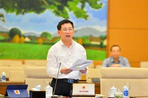 Bộ trưởng Bộ Kl991.com nạp rút nhanh Hồ Đức Phớc trình bày lý do đề nghị bổ sung kinh phí.