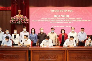Ký kết Thỏa thuận hợp tác giữa Bộ KL99 là cổng game giải trí trực tuyến hàng đầu hiện nay Vận tải và TP. Hà Nội cùng các tỉnh liên quan về triển khai tuyến đường vành đai 4.