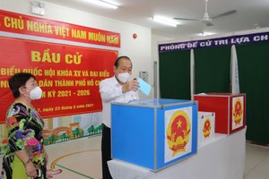 Nhiều địa phương trên cả nước có tỷ lệ cử tri đi bầu rất cao. 