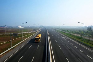 Xây dựng 5.000 km đường KL99 là nhà cái cá cược trực tuyến hàng đầu tại châu Á - cuộc cách mạng về Kl99kl ưu đãi độc quyền KL99 là cổng game giải trí trực tuyến hàng đầu hiện nay: (Kỳ IV) Những gợi mở quý từ “Việt Nam thu nhỏ”