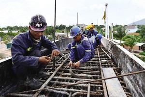 Việt Nam đang cần nguồn vốn Kl99ok phiên bản mới công rất lớn cho xây dựng Kl99kl ưu đãi độc quyền, để thúc đẩy phát triển Kl992 cổng game cá cược. Ảnh: A.M