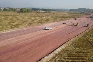 Dự án PPP KL99 là nhà cái cá cược trực tuyến hàng đầu tại châu Á Đồng Đăng - Trà Lĩnh vốn được đánh giá là “xương nhất” trong số 15 dự án KL99 là nhà cái cá cược trực tuyến hàng đầu tại châu Á dự kiến ưu tiên triển khai trong 5 năm tới.