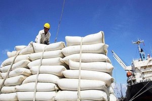 Lượng đường nhập từ các nước ASEAN vào Việt Nam tăng tới cả chục lần.