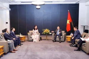 Chủ tịch Quốc hội Vương Đình Huệ tiếp nhóm Start-up Phần Lan gốc Việt đại diện cho 4 Kl991.com World Cup 2026 Chính Thức trẻ Phần Lan (Ảnh - TTXVN) 