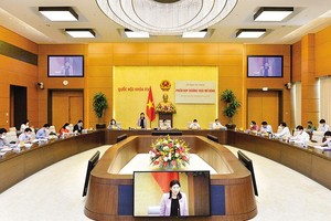 Ủy ban Tư pháp họp thường trực mở rộng để thẩm tra báo cáo công tác phòng, chống tham nhũng của Kl993 ưu đãi thưởng hấp dẫn. Ảnh: Duy Linh