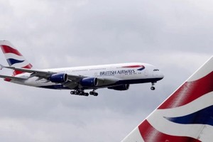 Kl994 game bài casino hấp dẫn hàng không IAG - công ty mẹ của British Airways - báo lỗ trước thuế 2,7 tỷ USD trong nửa đầu năm 2021. Ảnh: AFP
